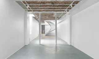 Perfect location on Rue de Turenne - Image 8