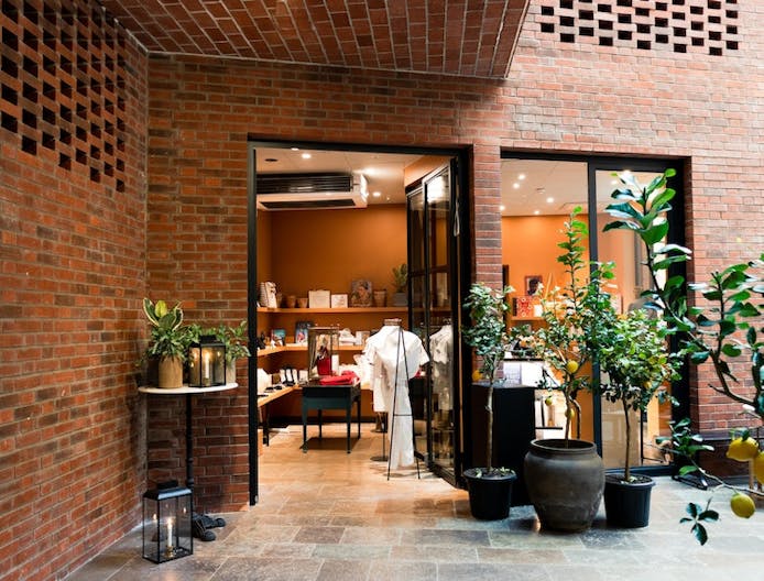 Nybrogatan, Villa Dagmar - Image 2