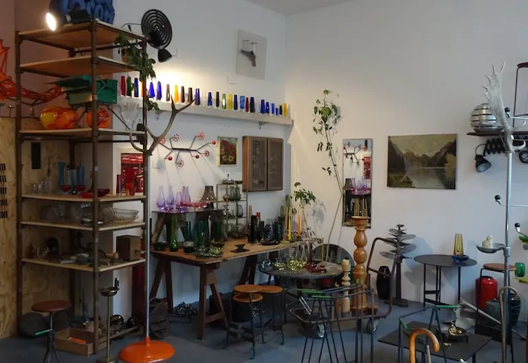 Mitte West Boutique - Image 1