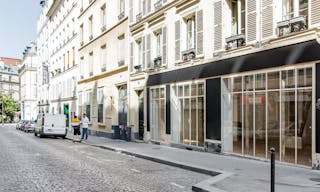 Bright pop-up space in Pigalle - Image 7