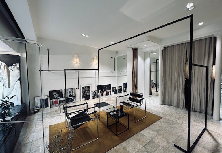 Modern Design Showroom at 6 rue Charles Francois Dupuis - Image 1