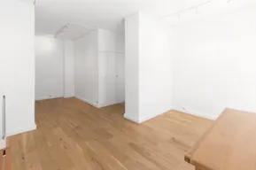 Le Marais Gallery Space - Image 4