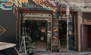 Unique Boutique in Arts District - Image 0