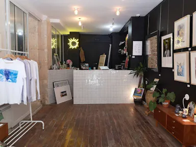 Galerie de charme dans quartier passant - Image 0