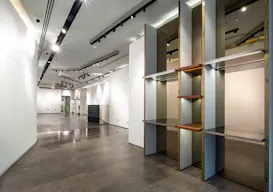 Unique Bond Street Store - Image 0