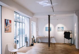 Bright pop-up space in Pigalle - Image 9