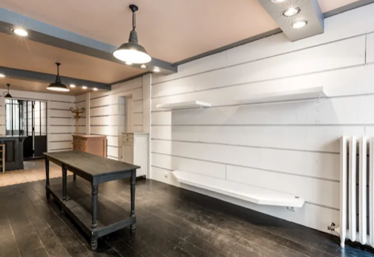 Parisian boutique éphémère - Image 3