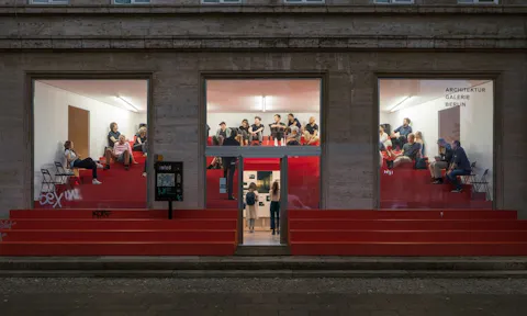 Art gallery at Karl-Marx-Allee - Image 0