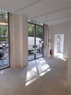 Event space in Le Marais - Image 12