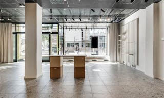 Sveavägen 8 - Image 2