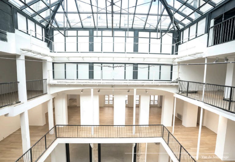 Rue Saint Merri Grand Venue - Image 1