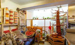 Unique Shoreditch Retail Store - Image 7