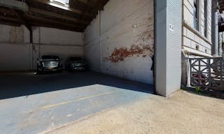 139 Charles Street, Garage - Image 2