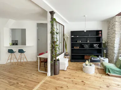 Magnifique boutique à Saint-Paul dans Le Marais, Paris - Image 0