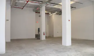 Large 3-Story Retail Space - Image 3