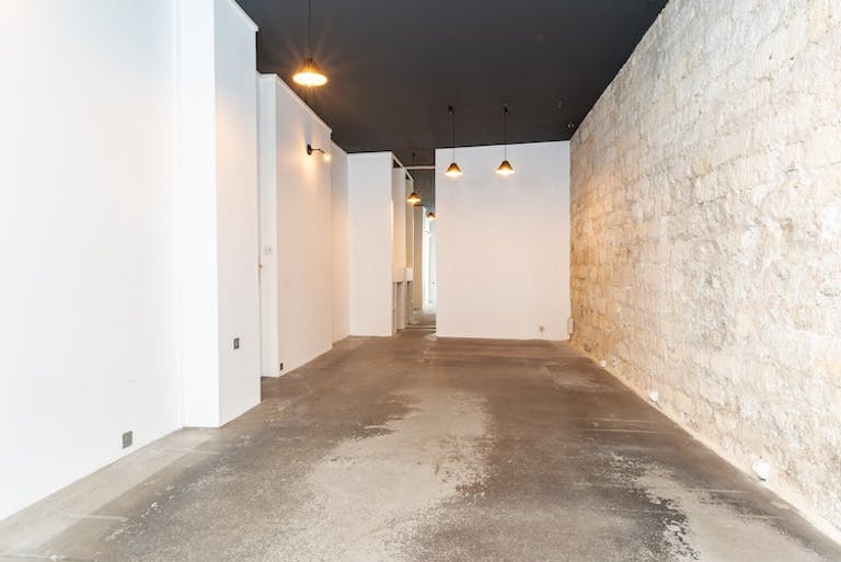 Beautiful boutique in the Marais - Image 1