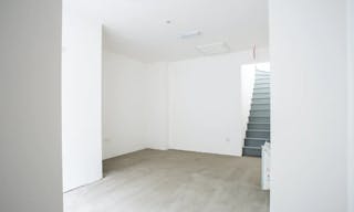 Covent Garden Space - Image 1