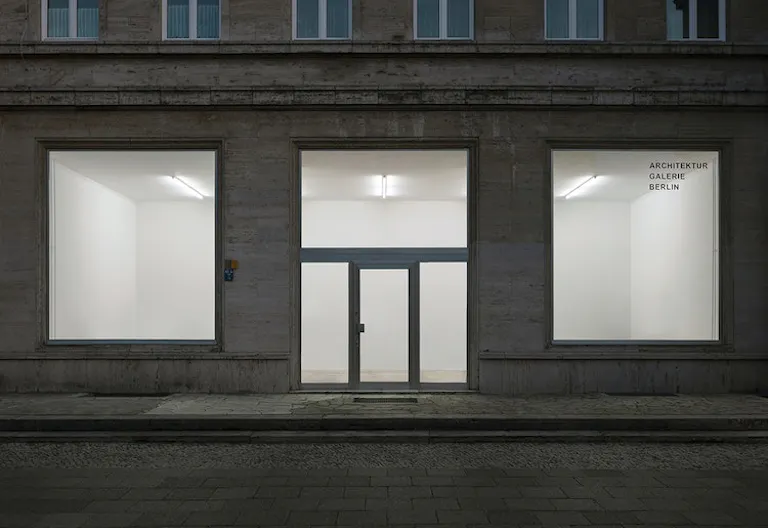 Art gallery at Karl-Marx-Allee - Image 0