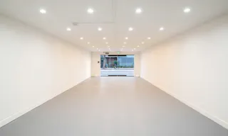 Art Gallery in Venice Beach - Image 3
