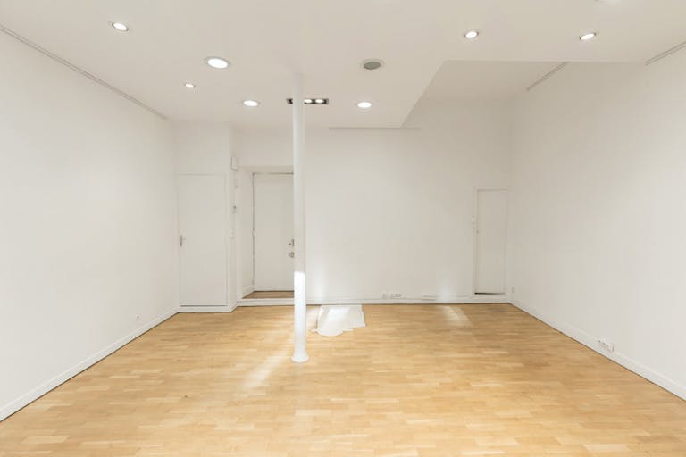 Fitzrovia retail space - Image 2