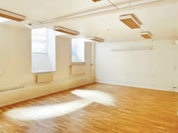 Jungfrugatan 7 - Image 2