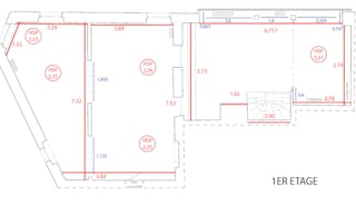 Rue de Turenne Corner Store - Image 11