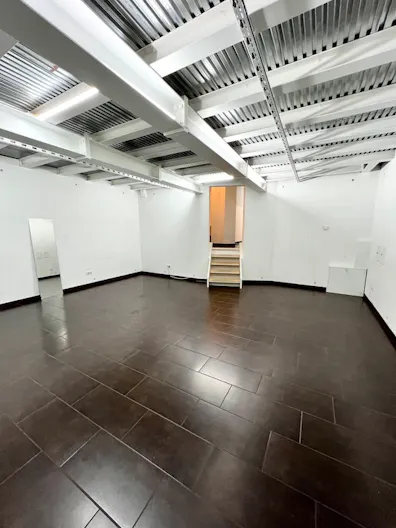 Torstrasse showroom - Image 3