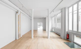 Perfect location on Rue de Turenne - Image 5