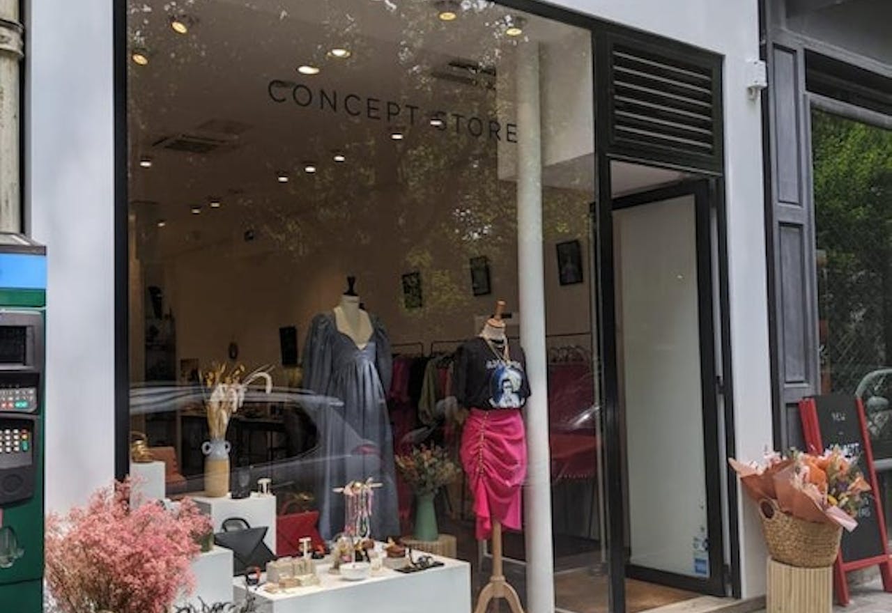 SMUKKE CONCEPT STORE - Image 0