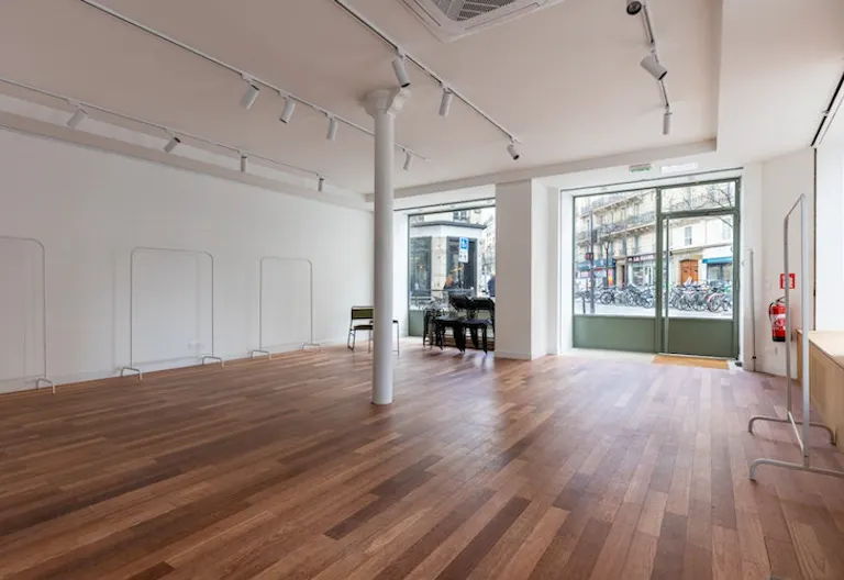 TRENDY PARIS MARAIS POP-UP STORE / SHOWROOM / GALLERY - Image 1