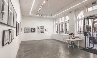 Large Showroom Rue Froissart - Image 2