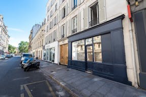 12 rue des filles du calvaire - Image 2