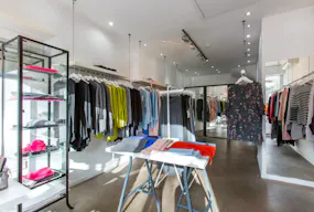 Retail space in Hampstead - Image 2
