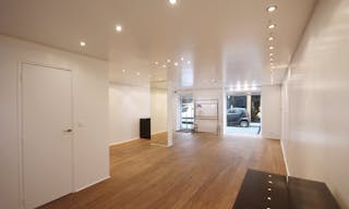 POP-UP STORE IN LE MARAIS - Image 4