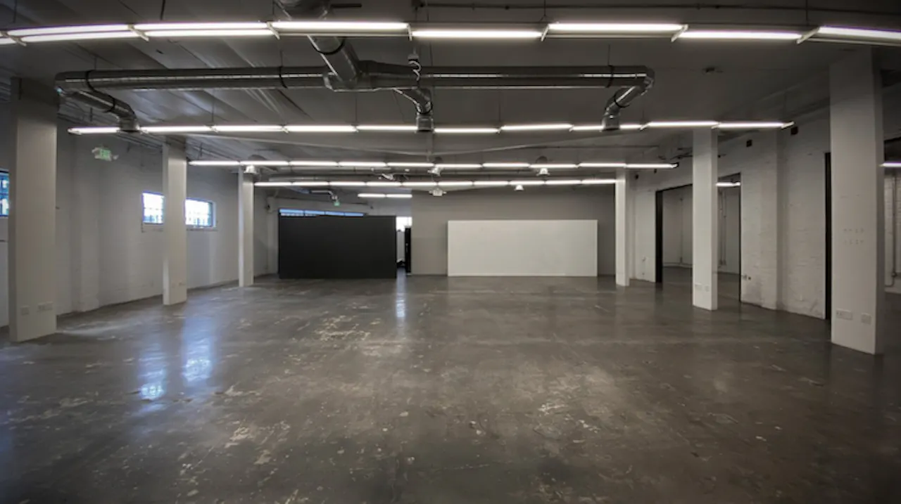 Large Commercial Street Level Venue In Downtown Santa Monica - Image 1