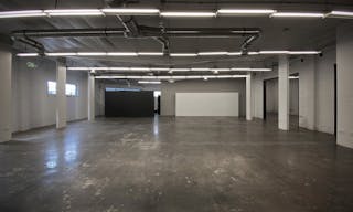 Large Commercial Street Level Venue In Downtown Santa Monica - Image 1