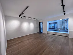 Perfect showroom on Rue Charlot - Image 1