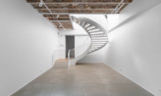 Perfect location on Rue de Turenne - Image 9