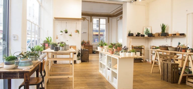 Rue Petites Ecuries Paris Pop up space - Image 2