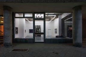 Potsdam Platz Gallery & Showroom - Image 5