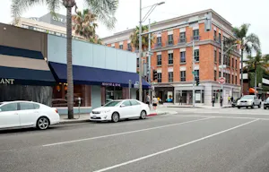Golden Triangle Store - Image 5