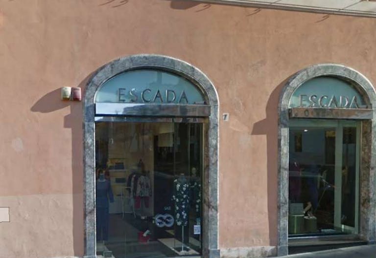 AAA-space on Piazza di Spagna - Image 4