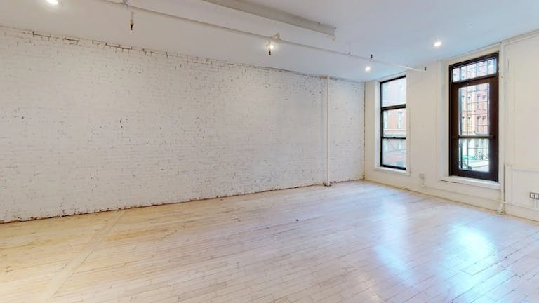 25 Howard Street, 2nd Floor - Image 1