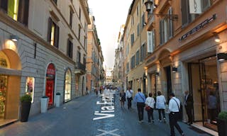 Via Frattina Pop-up space - Image 3