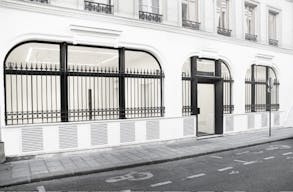 Large Showroom Rue Froissart - Image 0