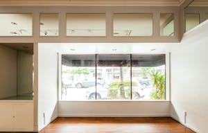 Greenery Covered Store in Beverly Hills - Image 2