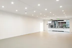 Art Gallery in Venice Beach - Image 2