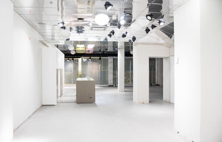 Skrapan Large industrial Space - Image 2