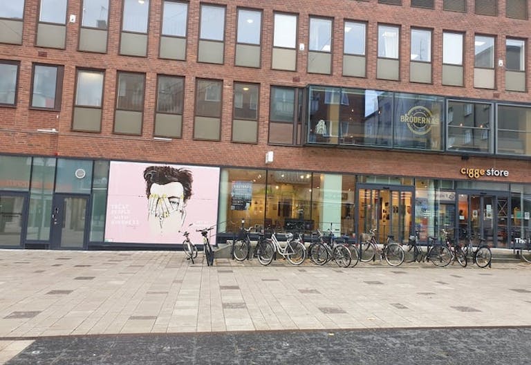 Art Gallery- Galleri SoHo - Image 2