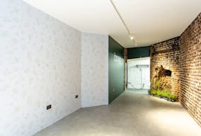 SOHO Pop Up Retail Space - Image 6